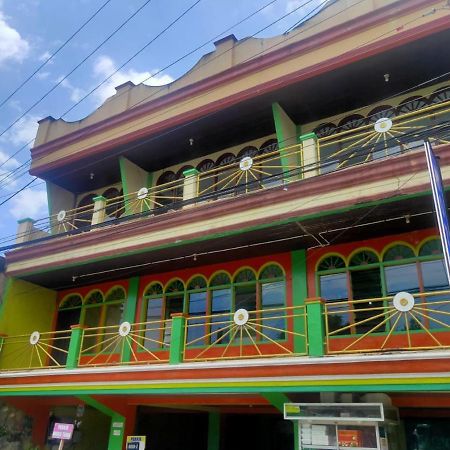 Oyo 90041 Hotel Sinar Lumayan Syariah Balikpapan  Exterior photo
